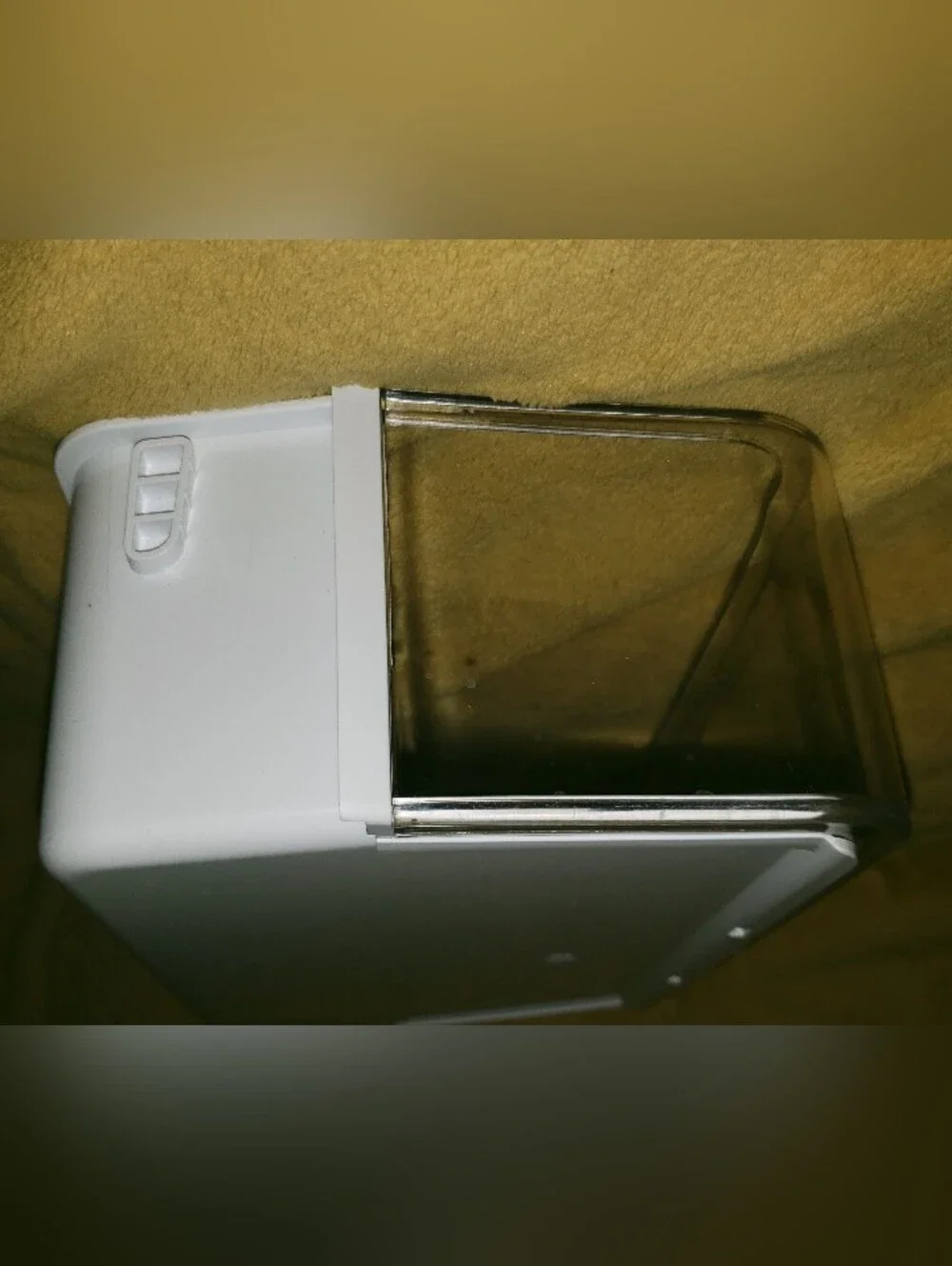 Universal DA97-12650A Clear Refrigerator Door Shelf Bin - White